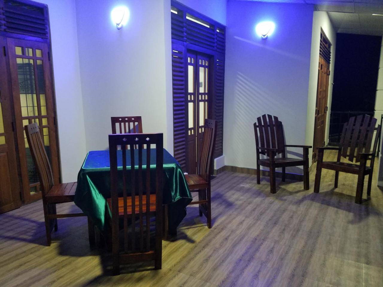 Yashumi Homestay Dambulla Ngoại thất bức ảnh