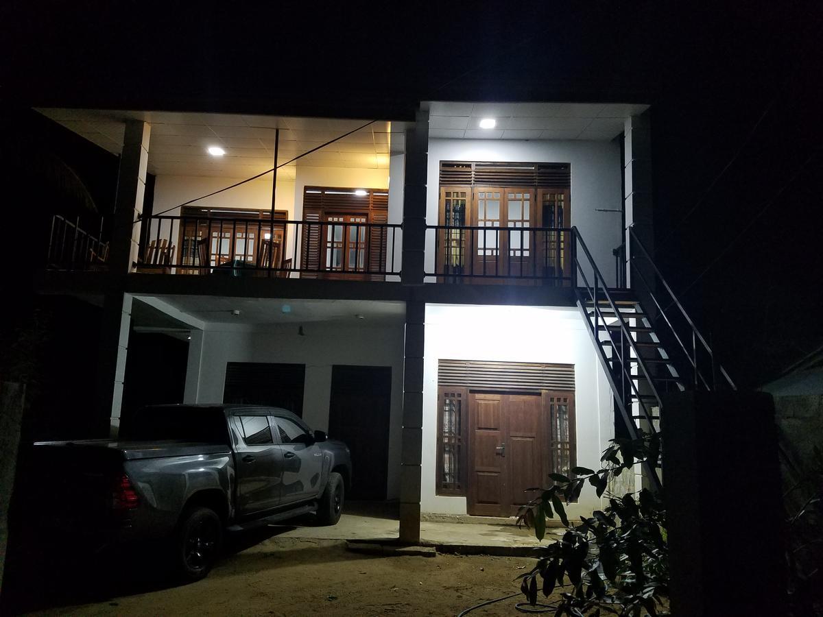 Yashumi Homestay Dambulla Ngoại thất bức ảnh