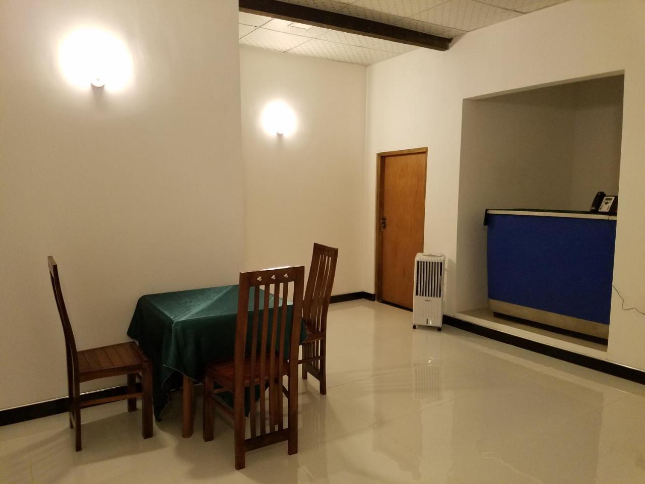 Yashumi Homestay Dambulla Ngoại thất bức ảnh