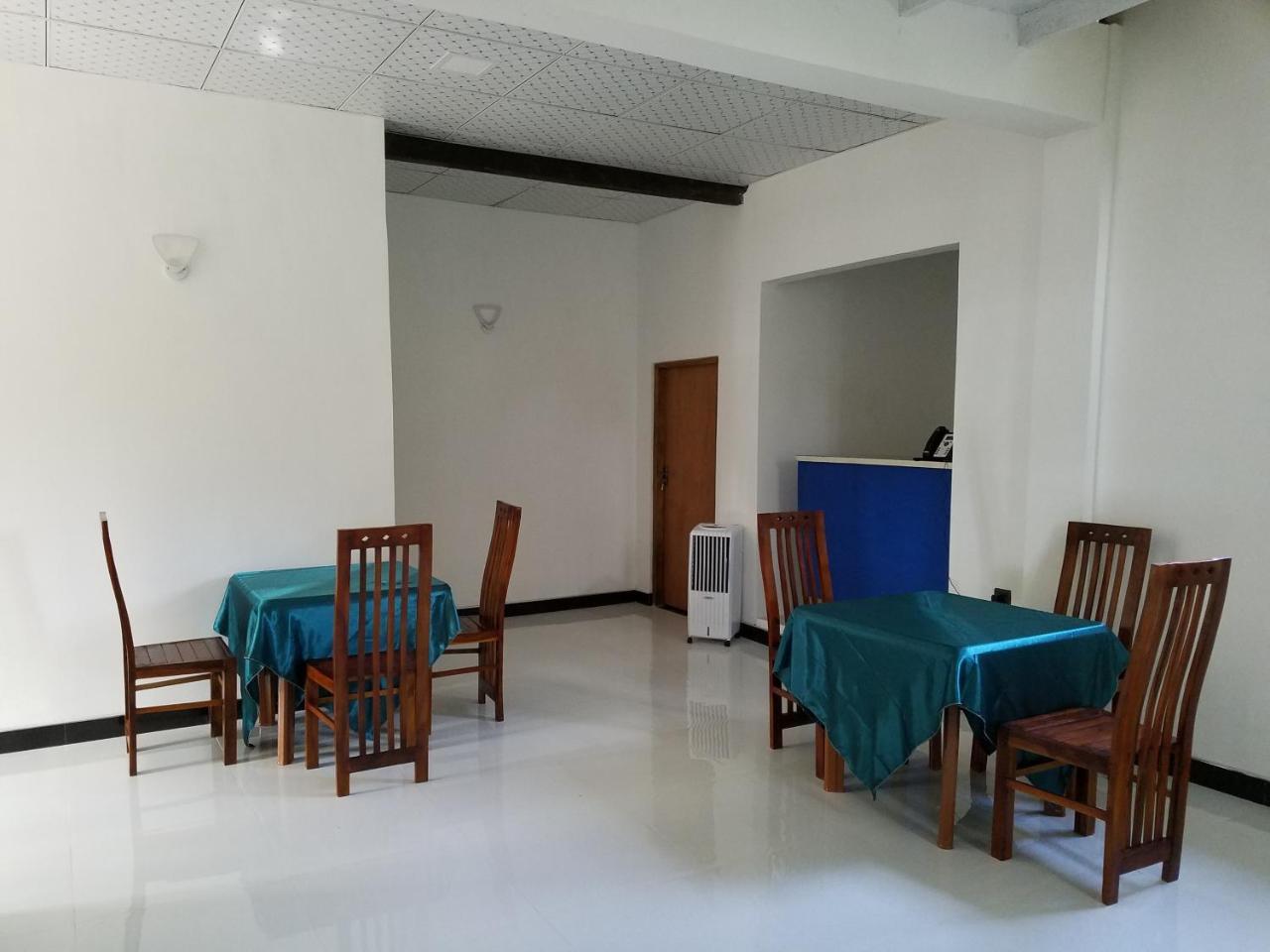 Yashumi Homestay Dambulla Ngoại thất bức ảnh
