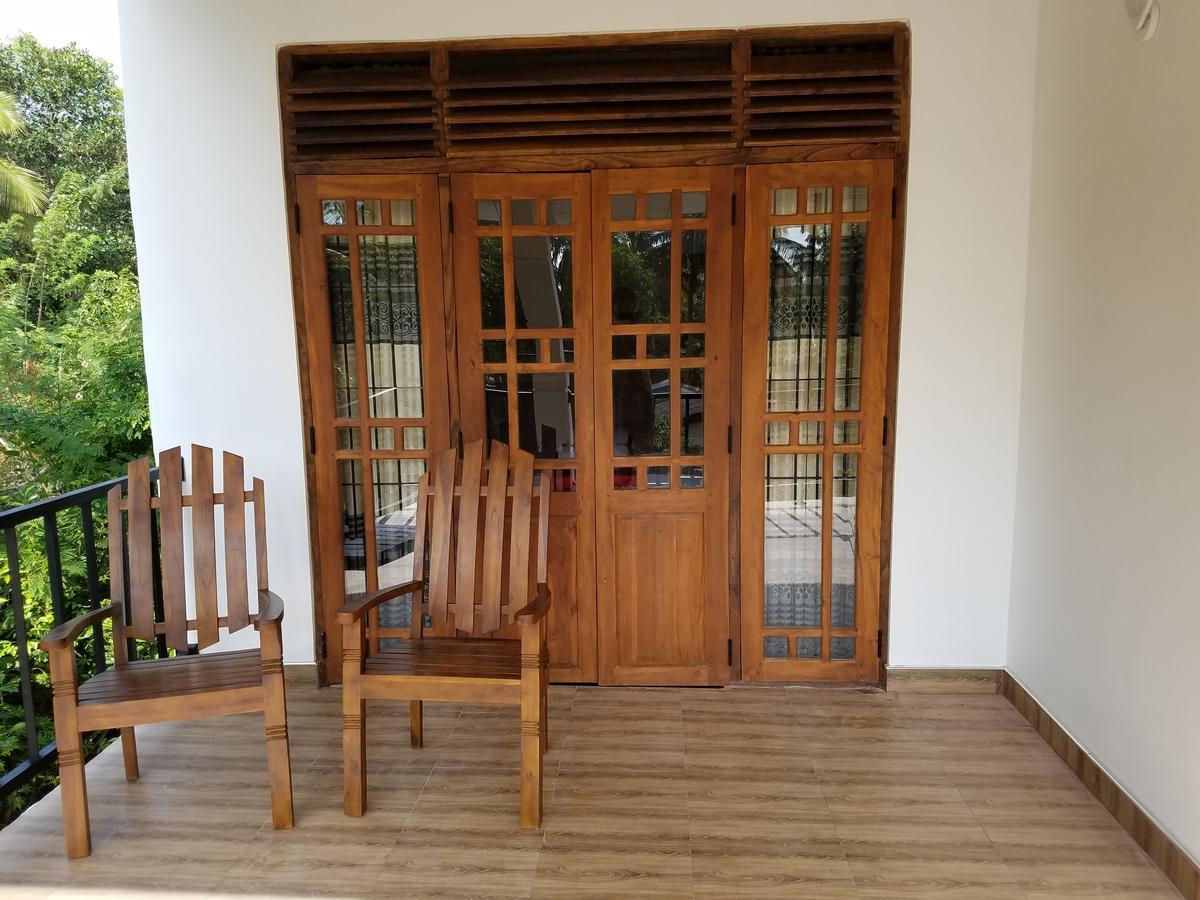 Yashumi Homestay Dambulla Ngoại thất bức ảnh