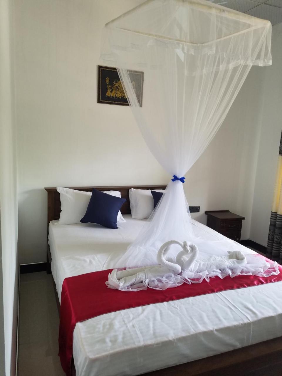 Yashumi Homestay Dambulla Ngoại thất bức ảnh