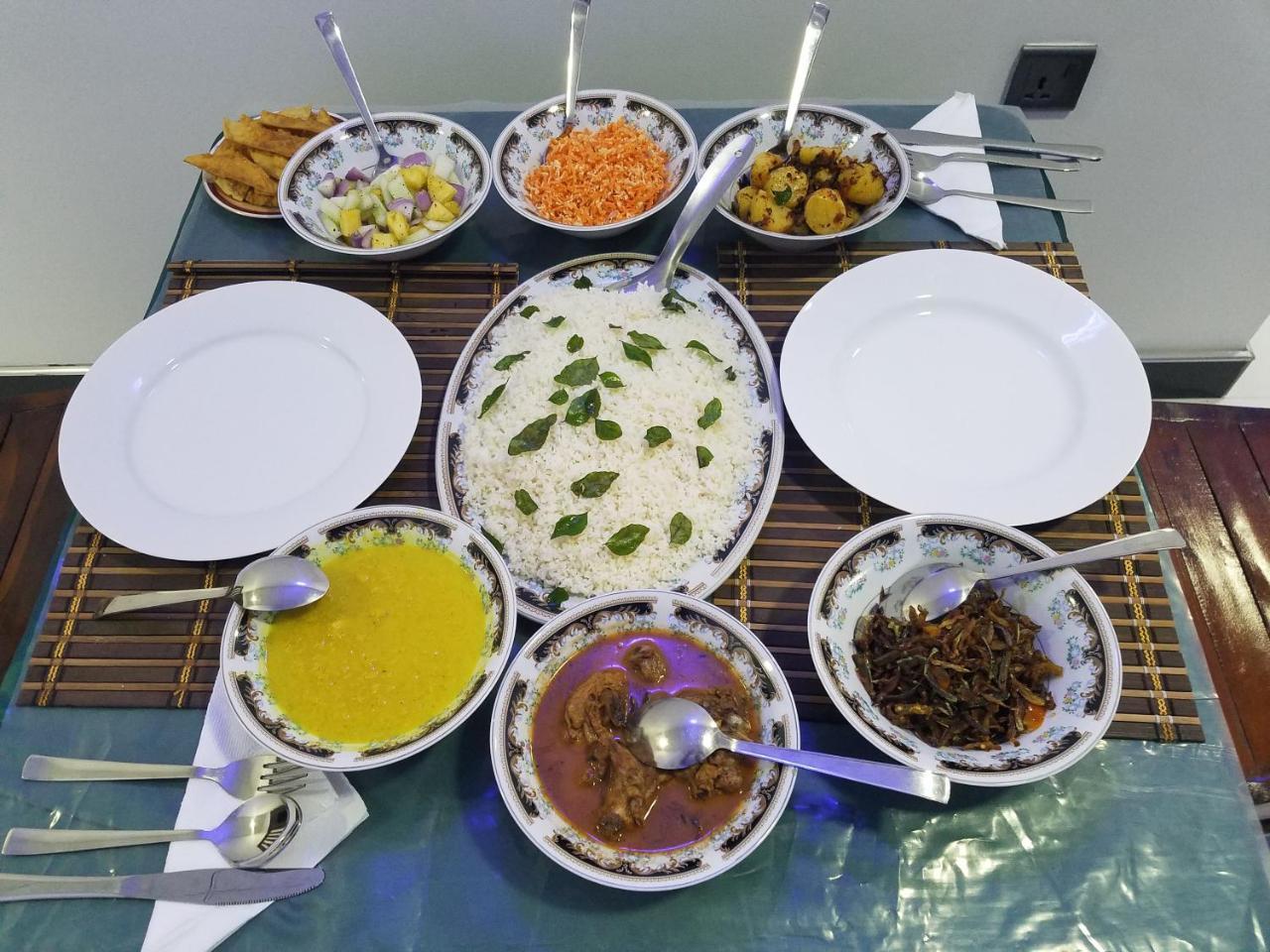 Yashumi Homestay Dambulla Ngoại thất bức ảnh